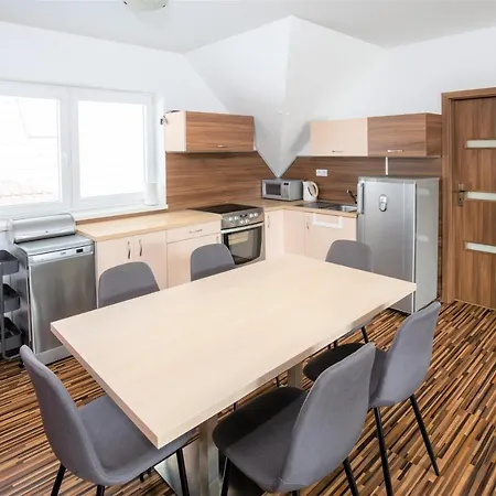 Rodinné Alex&gregor Apartamento Bešeňová