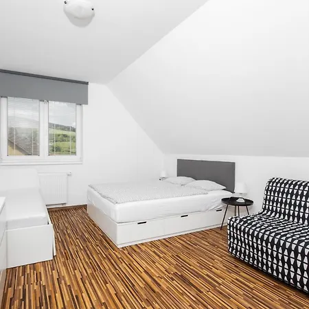 Rodinne Alex & Gregor דירה